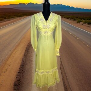 MONTGOMERY WARD Vintage Light Yellow Maxi Formal Dress Size 5/6